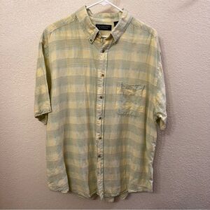 Roundtree and Yorke Short Sleeve Casual Shirt (Size XL)